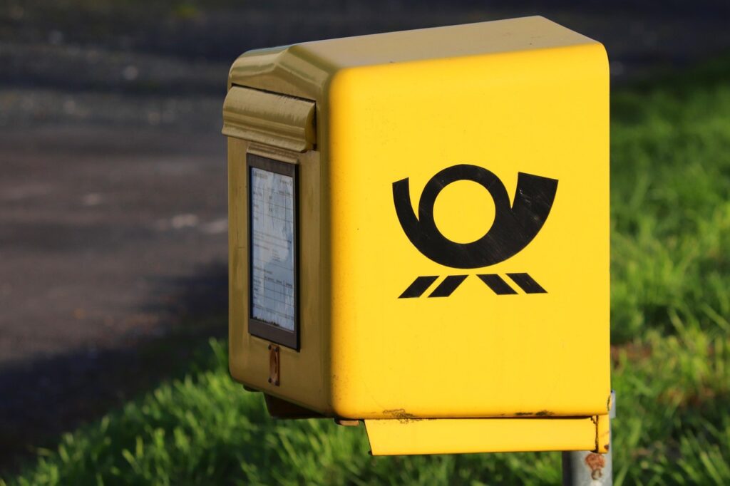 letter box, email delivery, post office, throw in, flap, post horn, deutsche post, germany, rural, meadow, mailbox, deutsche post, deutsche post, deutsche post, deutsche post, deutsche post, mailbox